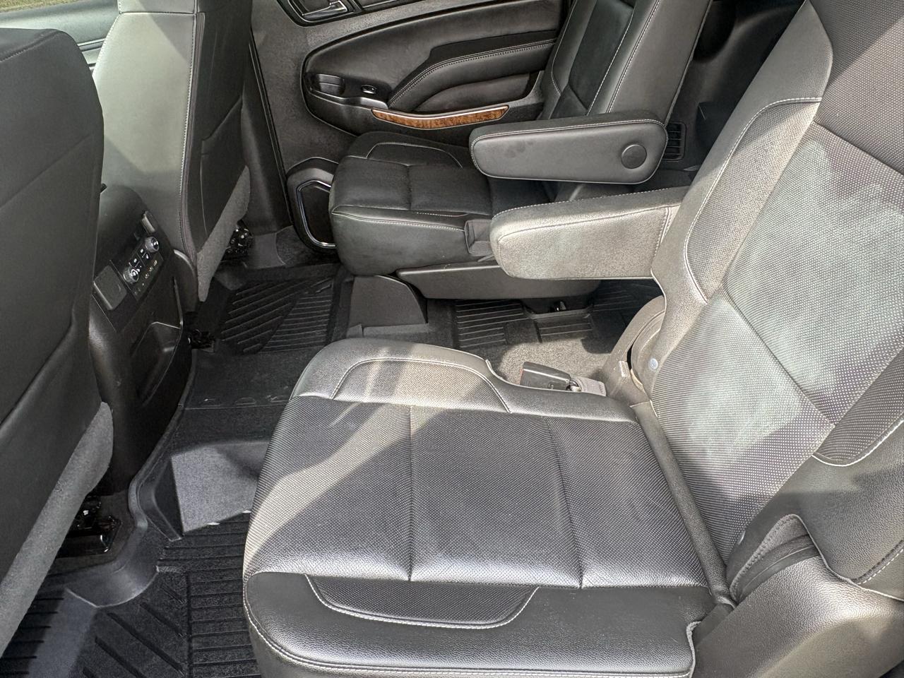 Chevrolet Suburban 4WD 4dr 1500 Premier 2018