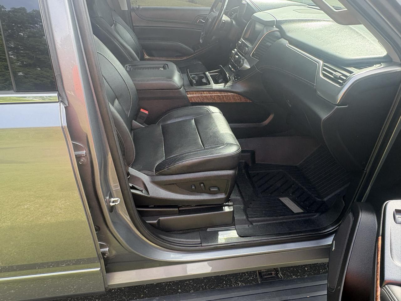 Chevrolet Suburban 4WD 4dr 1500 Premier 2018