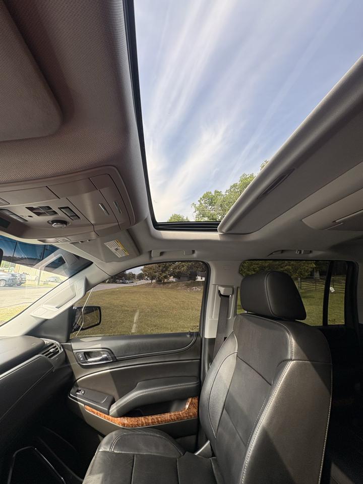 Chevrolet Suburban 4WD 4dr 1500 Premier 2018