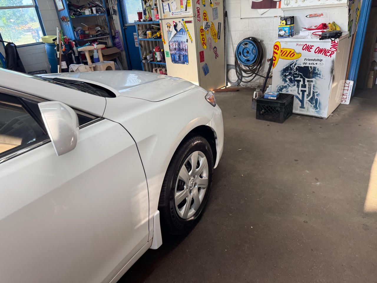 Toyota Camry 4dr Sdn V6 Auto XLE (Natl) 2010