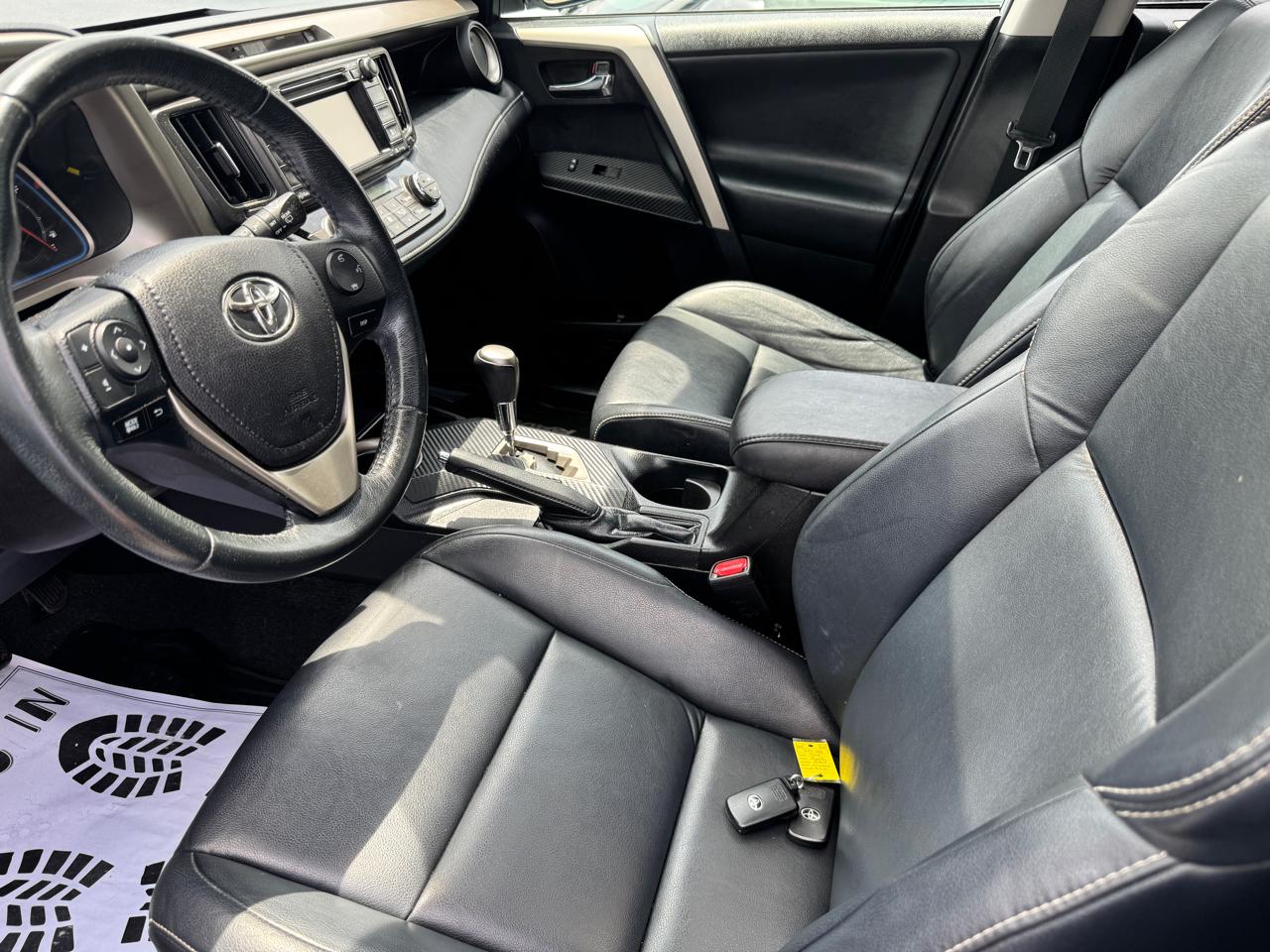 Toyota RAV4 AWD 4dr Limited (Natl) 2015
