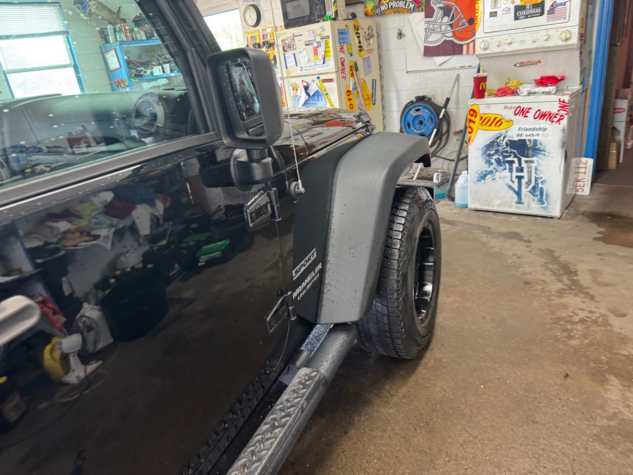 Jeep Wrangler Unlimited 4WD 4dr Sport 2015