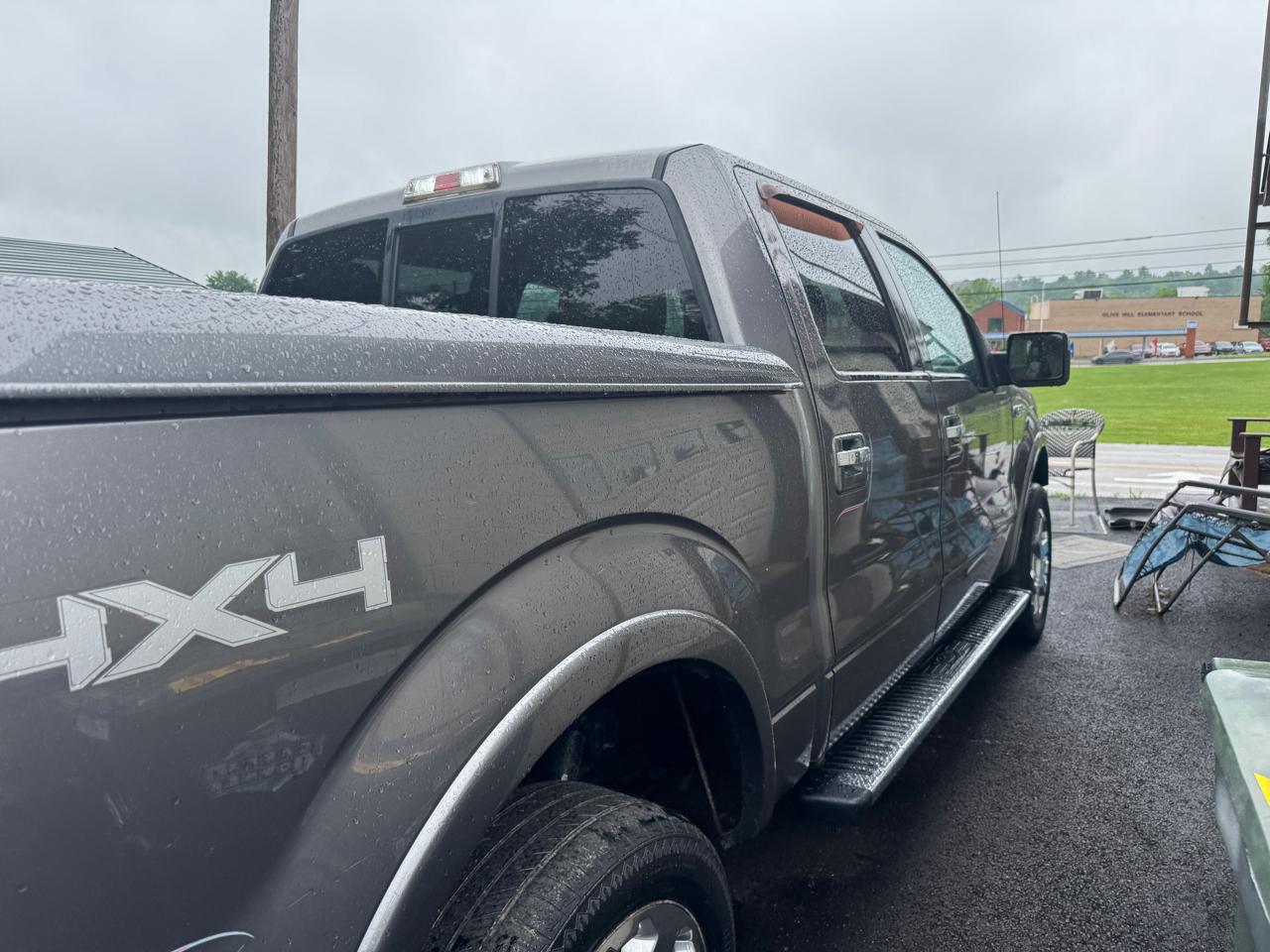 Ford F-150 4WD SuperCrew 145" Platinum 2011