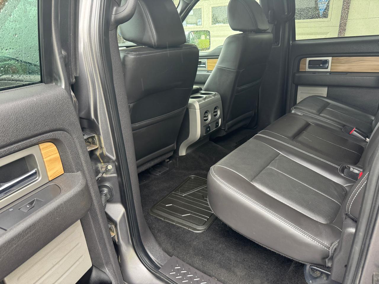 Ford F-150 4WD SuperCrew 145" Platinum 2011