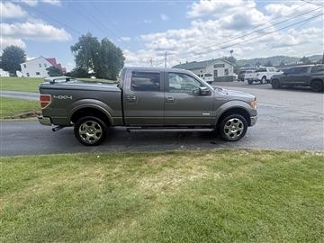 2011 Ford F-150 4WD SuperCrew 145" Platinum