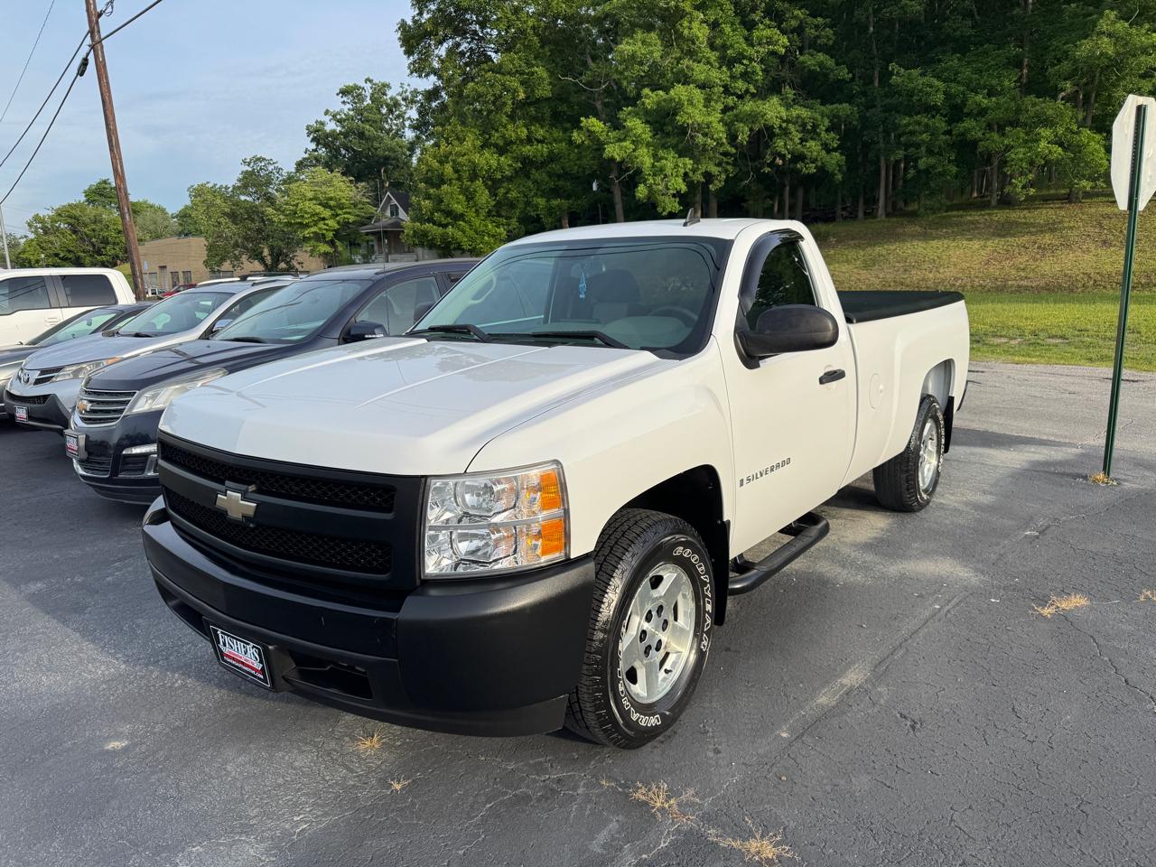 Chevrolet Silverado 1500 2WD Reg Cab 133.0" Work Truck 2008