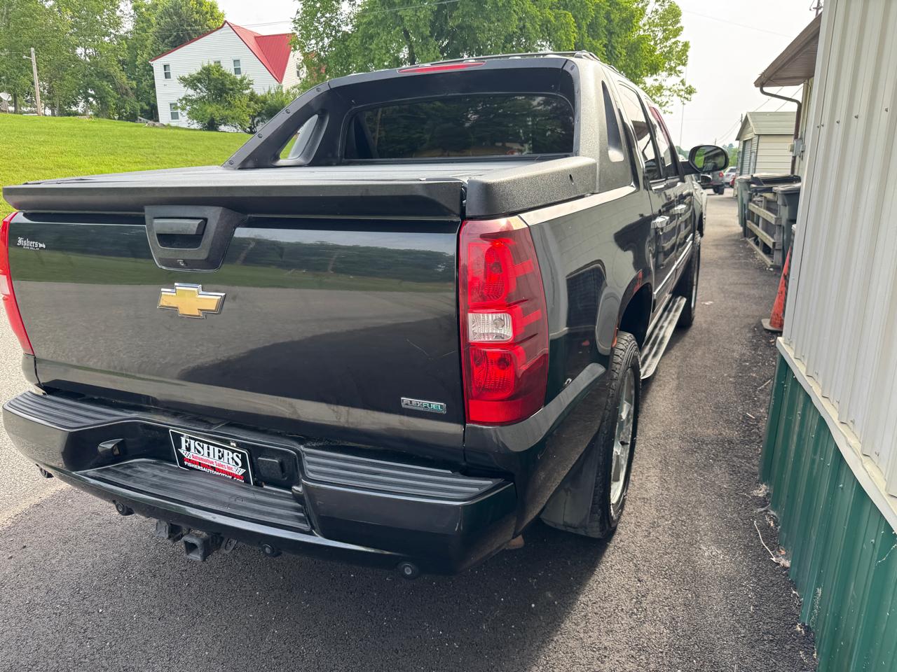 Chevrolet Avalanche 4WD Crew Cab LTZ 2010