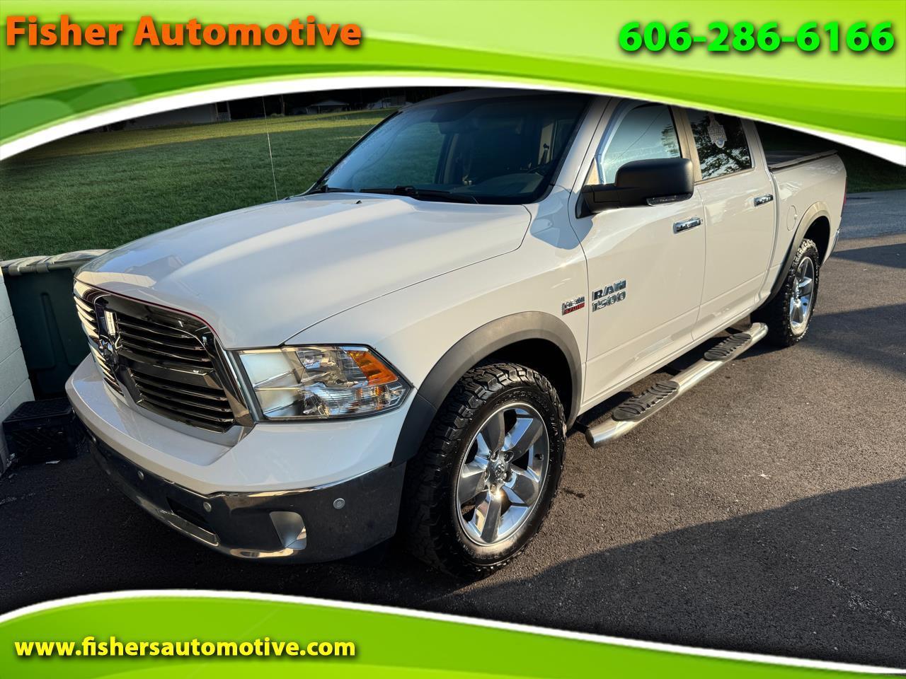 2016 RAM 1500 4WD Crew Cab 140.5" Big Horn