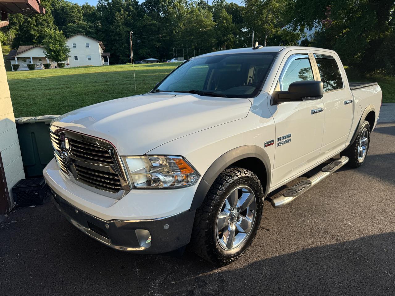 RAM 1500 4WD Crew Cab 140.5" Big Horn 2016