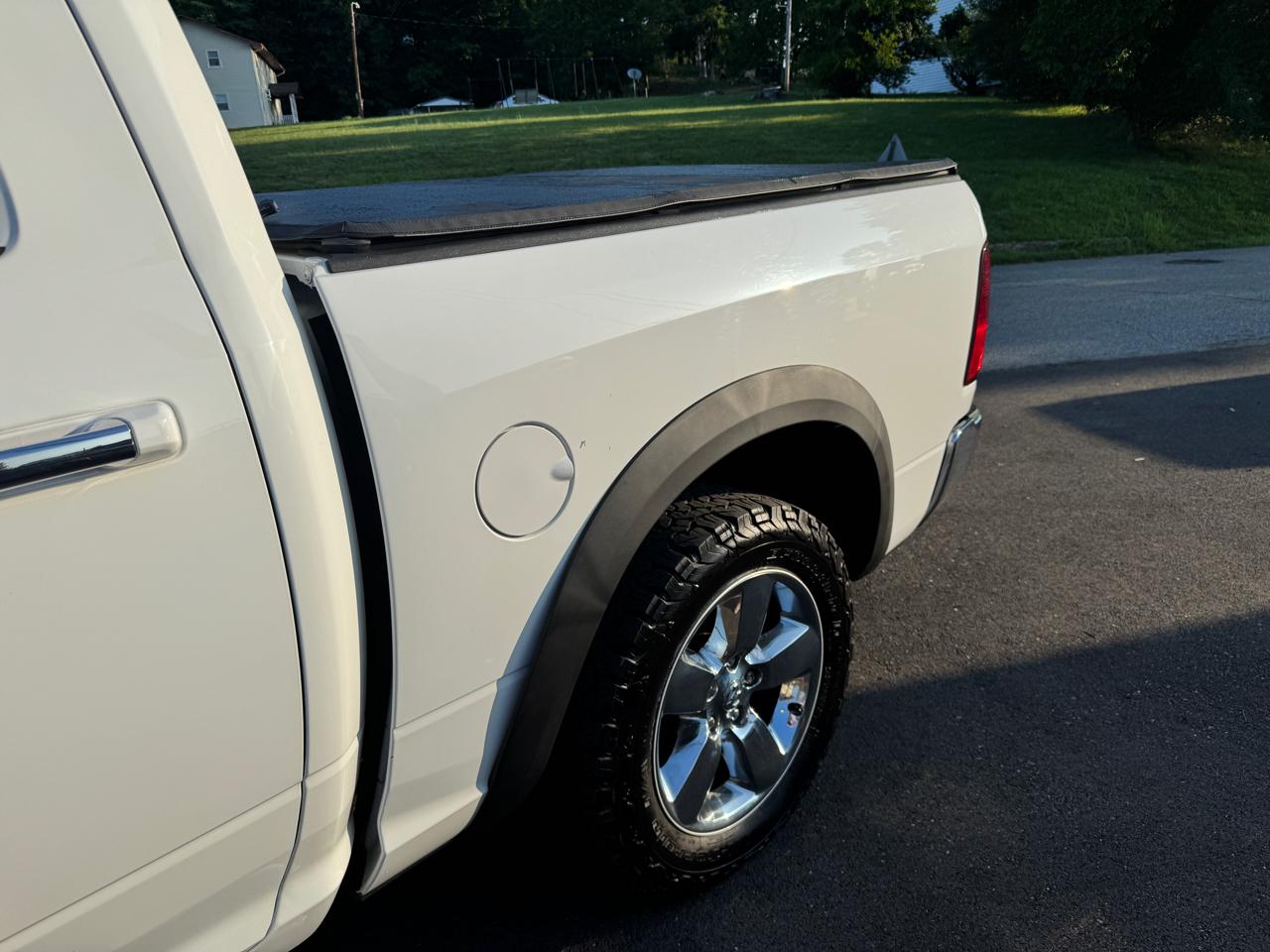 RAM 1500 4WD Crew Cab 140.5" Big Horn 2016
