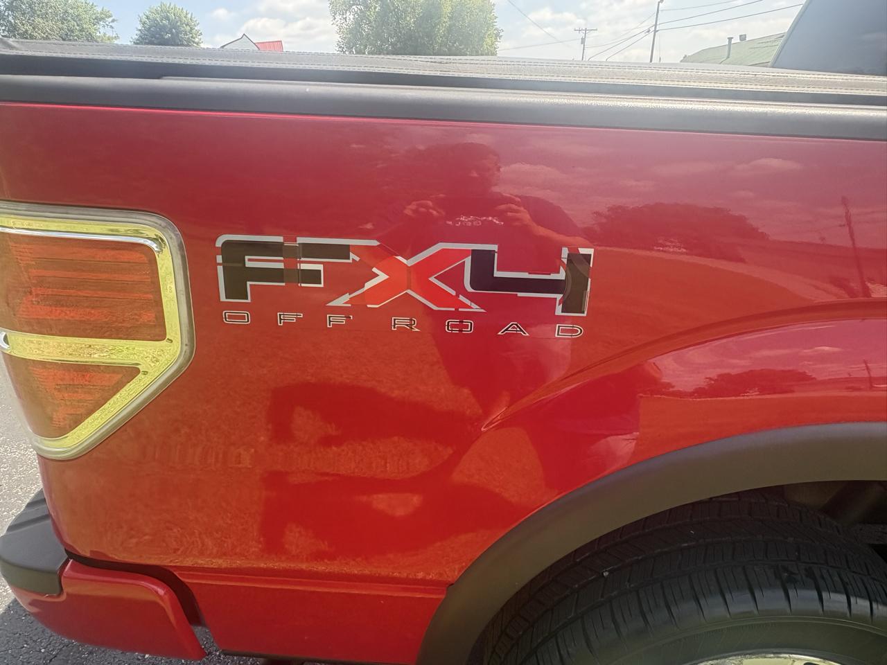 Ford F-150 4WD SuperCrew 145" FX4 2010