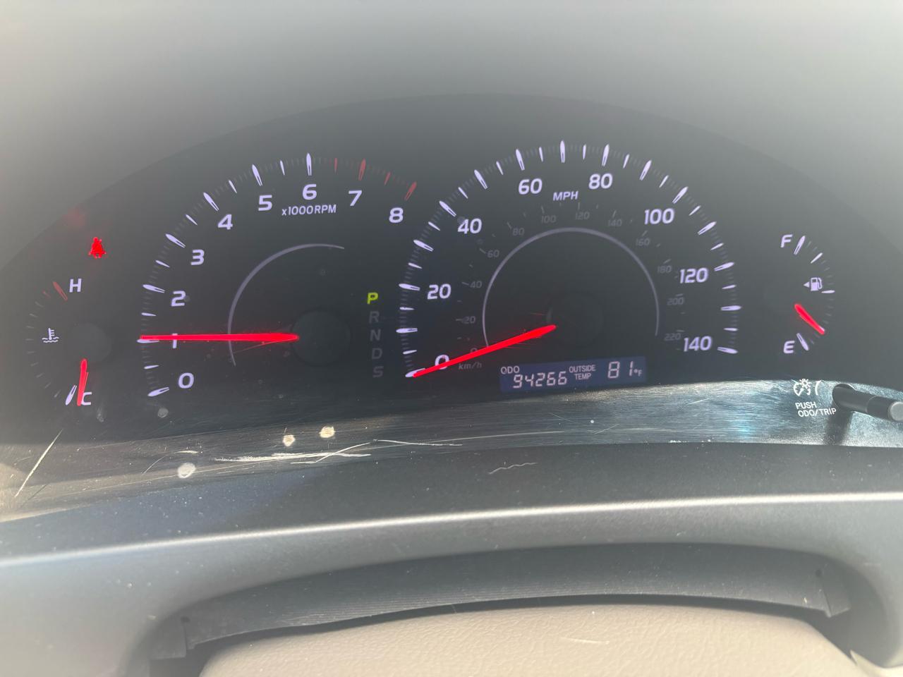 Toyota Camry 4dr Sdn I4 Man (Natl) 2010