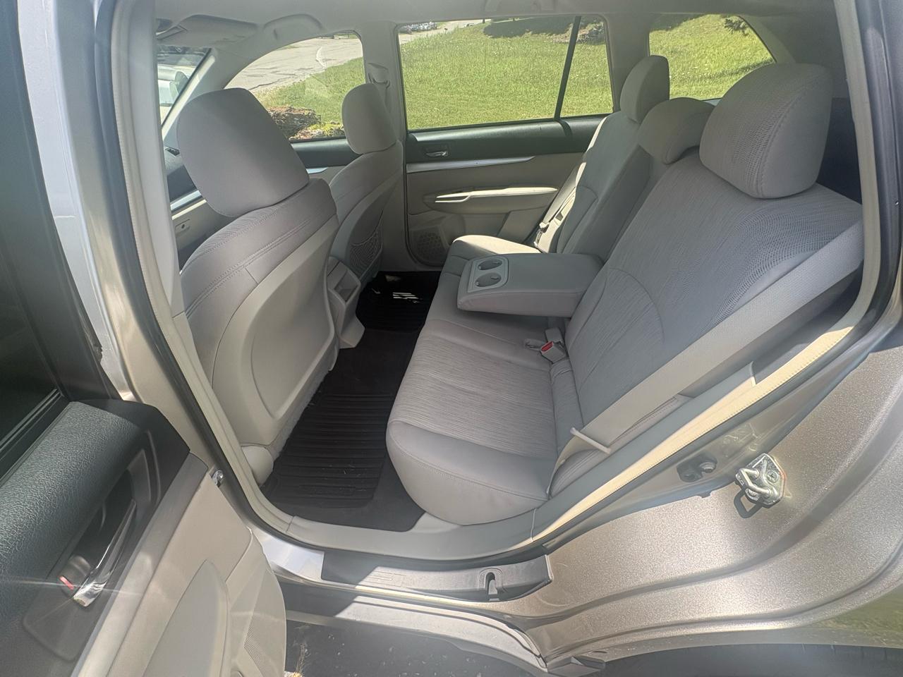 Subaru Outback 4dr Wgn H4 Auto 2.5i 2014