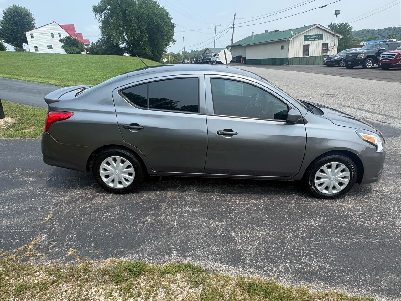 Nissan Versa Sedan S Plus CVT 2019