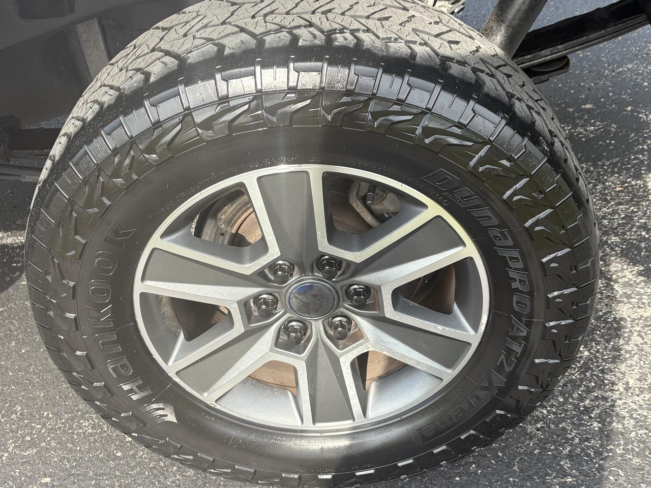 Ford F-150 4WD SuperCrew 145" XLT 2015