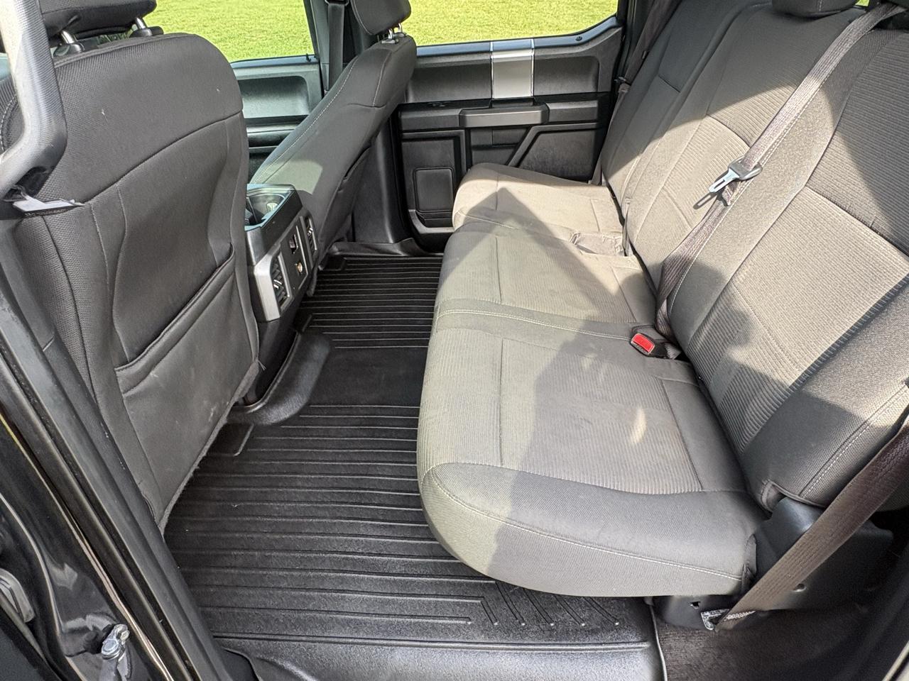 Ford F-150 4WD SuperCrew 145" XLT 2015