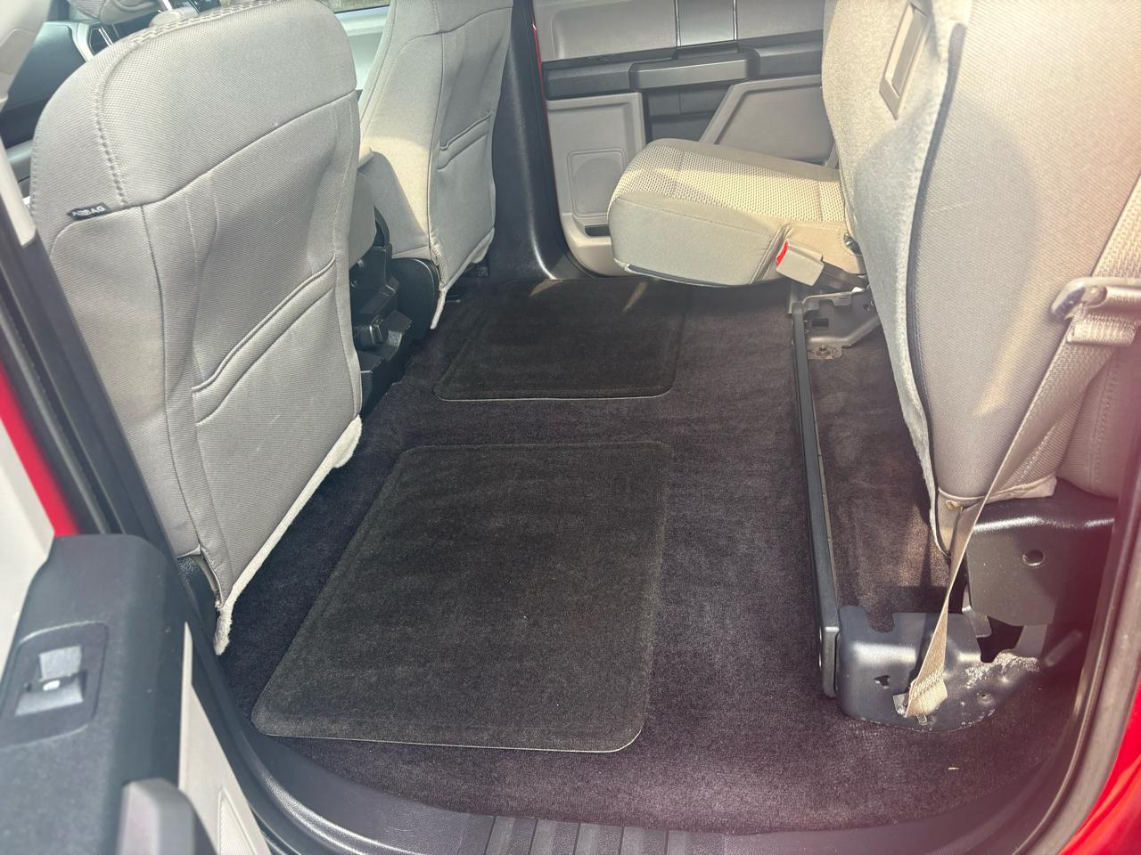 Ford F-150 4WD SuperCrew 145" XLT 2015