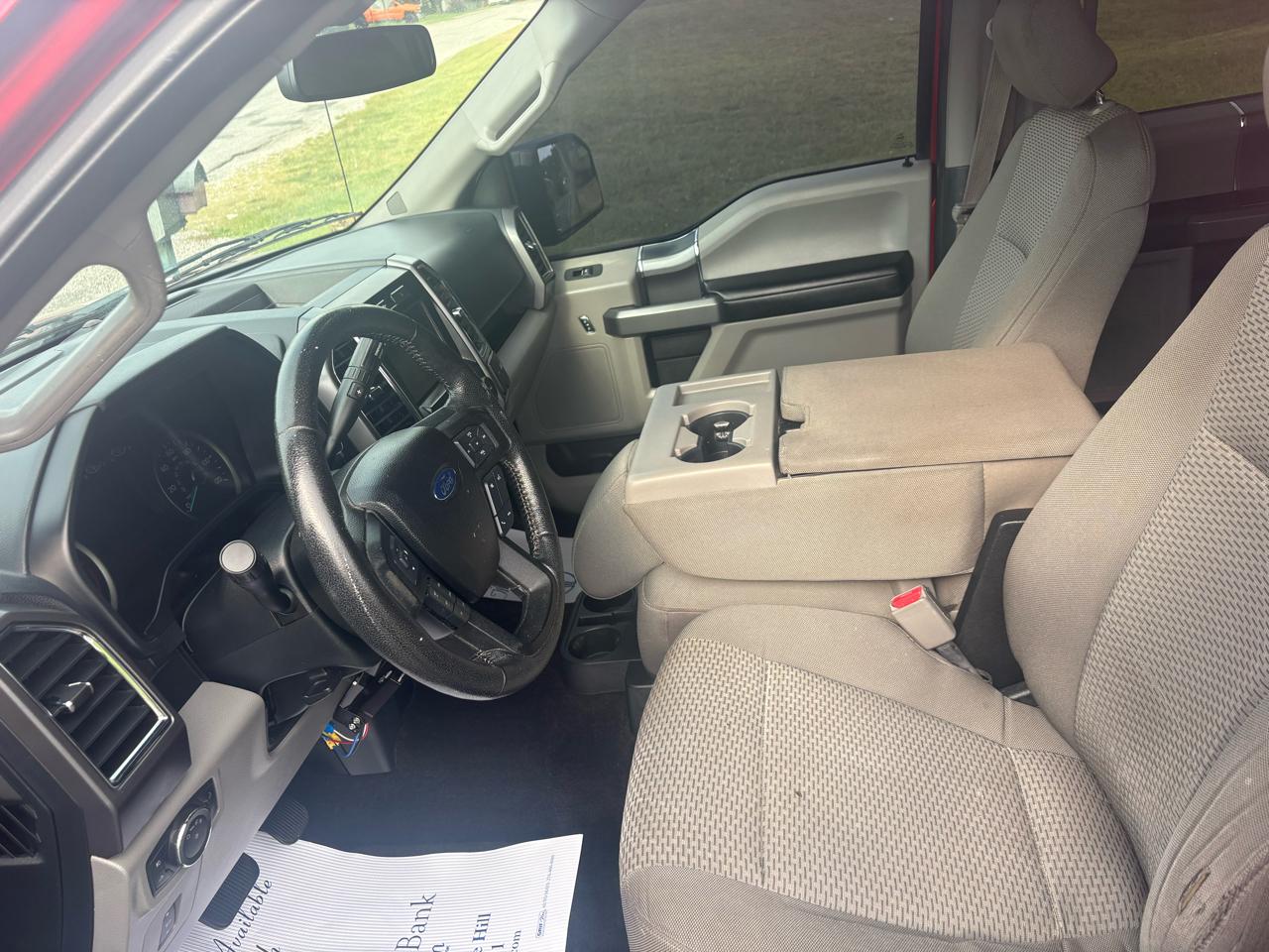 Ford F-150 4WD SuperCrew 145" XLT 2015