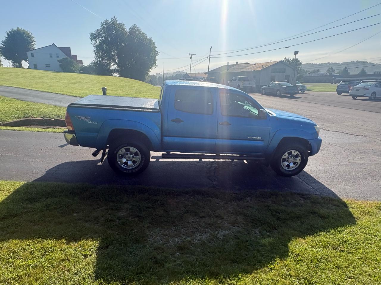 Toyota Tacoma 4WD Dbl V6 MT (Natl) 2008