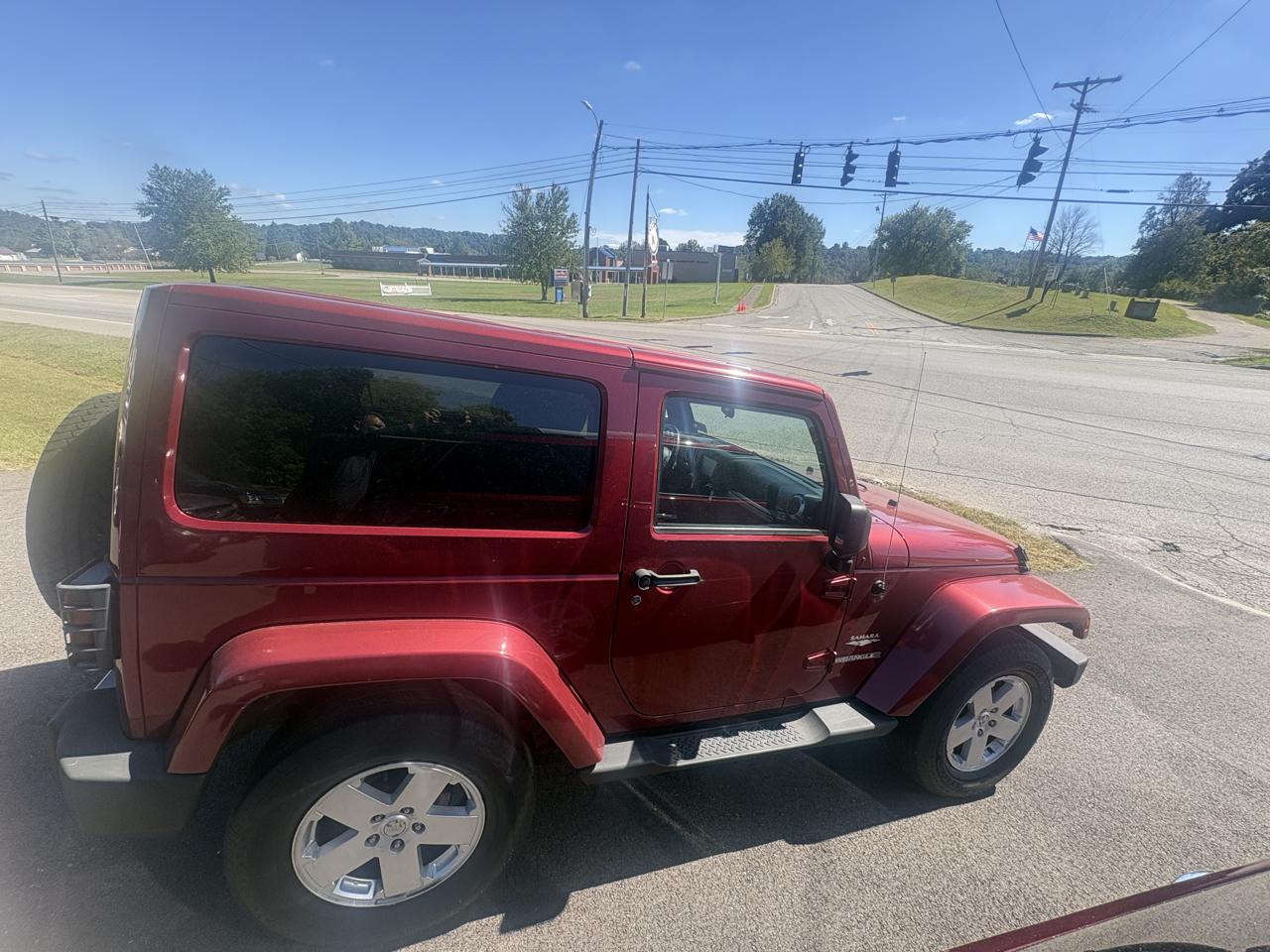 Jeep Wrangler 4WD 2dr Sahara 2012