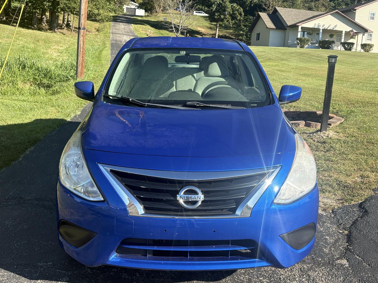 Nissan Versa 4dr Sdn CVT 1.6 S Plus 2016