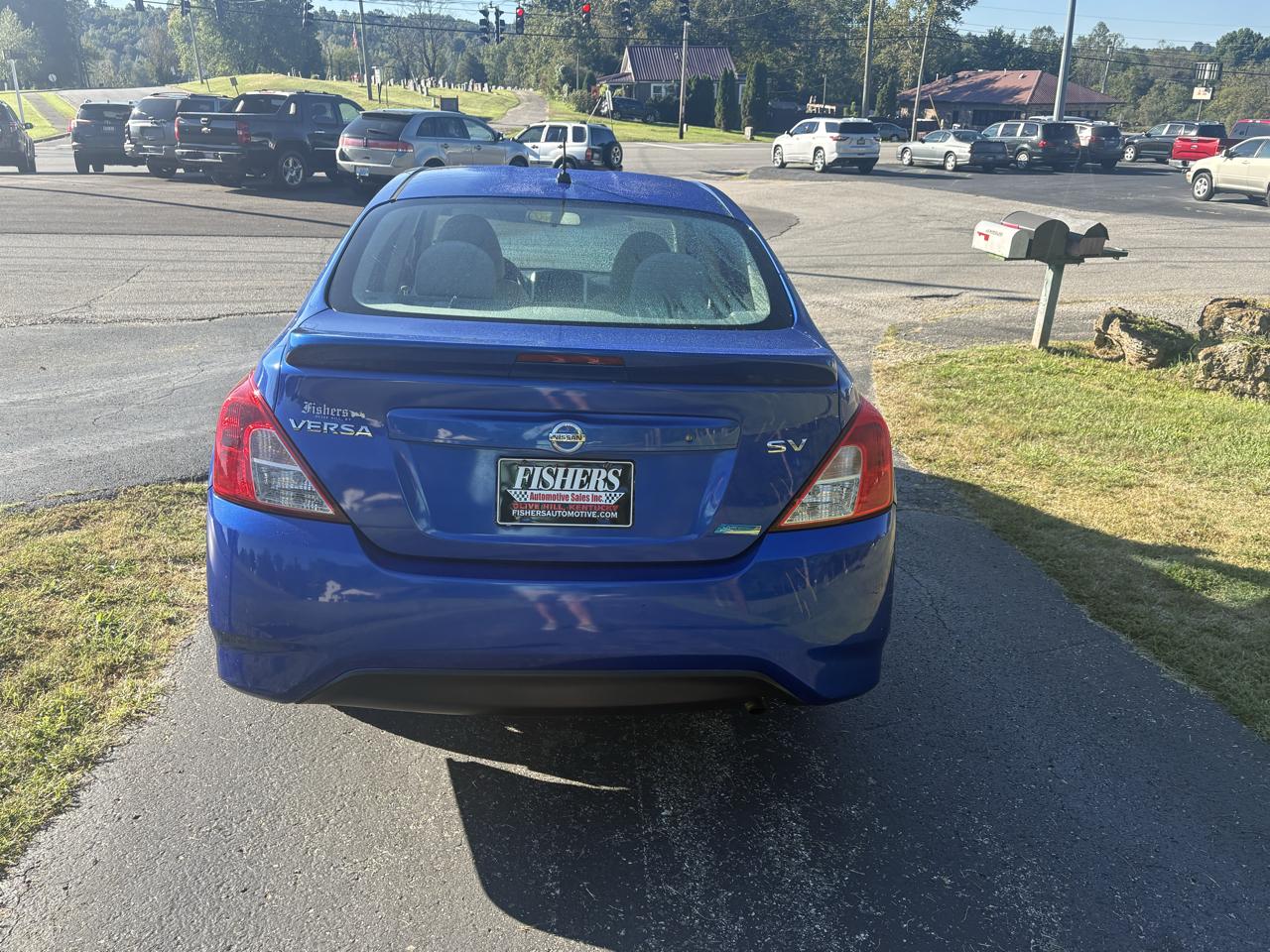 Nissan Versa 4dr Sdn CVT 1.6 S Plus 2016