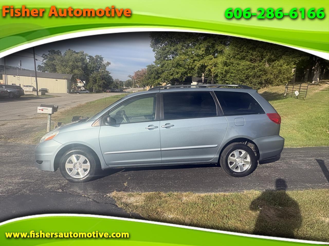 2006 Toyota Sienna CE FWD 7-Passenger Seating