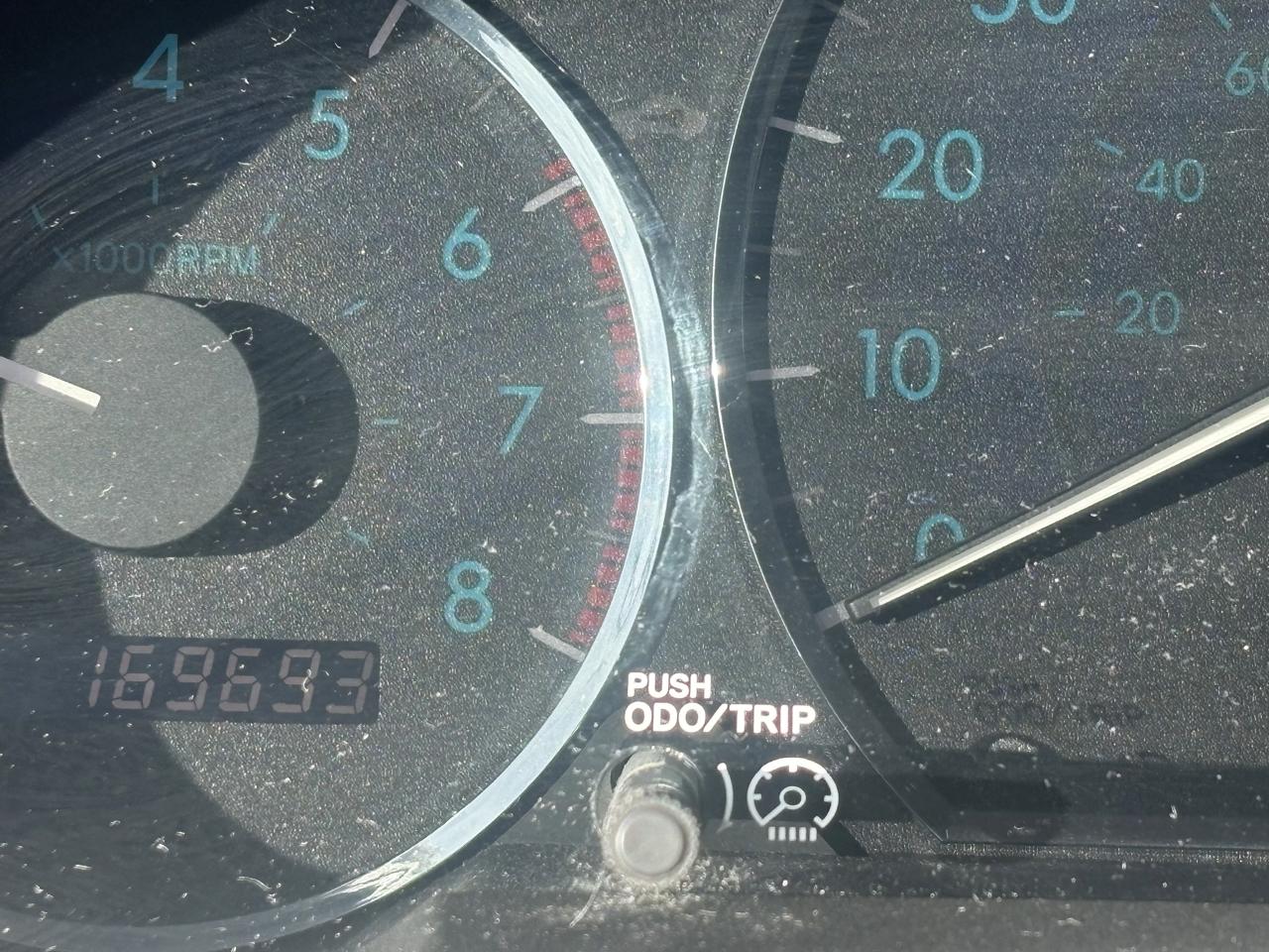 Toyota Sienna CE FWD 7-Passenger Seating 2006