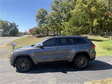 2017 Jeep Grand Cherokee 75th Anniversary Edition 4x4 *Ltd Avail*