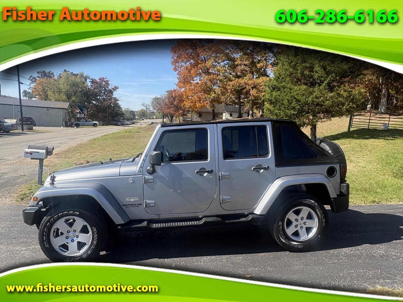 2013 Jeep Wrangler Unlimited 4WD 4dr Sahara
