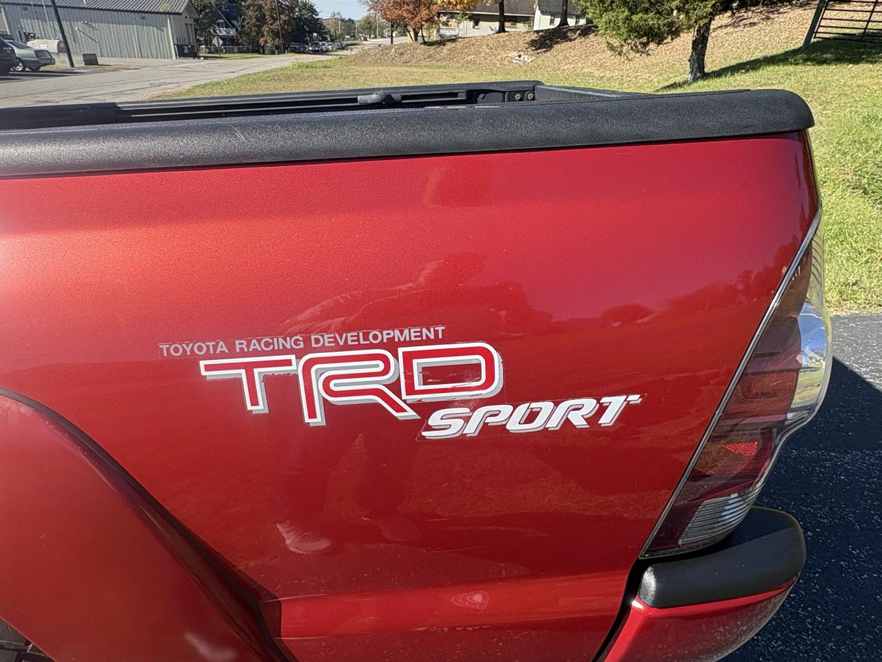 Toyota Tacoma 4WD Access V6 MT (Natl) 2010