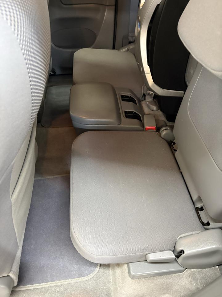 Toyota Tacoma 4WD Access V6 MT (Natl) 2010