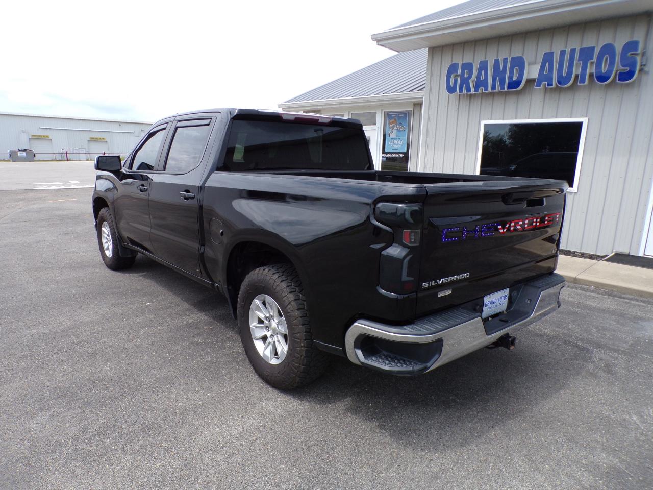 Chevrolet Silverado 1500 LT Crew Cab 4WD 2020