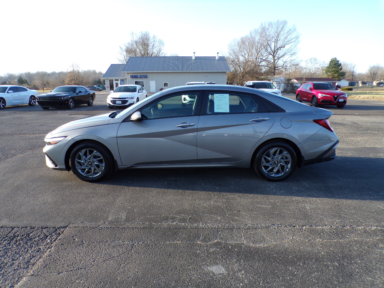 Hyundai Elantra SEL 2024