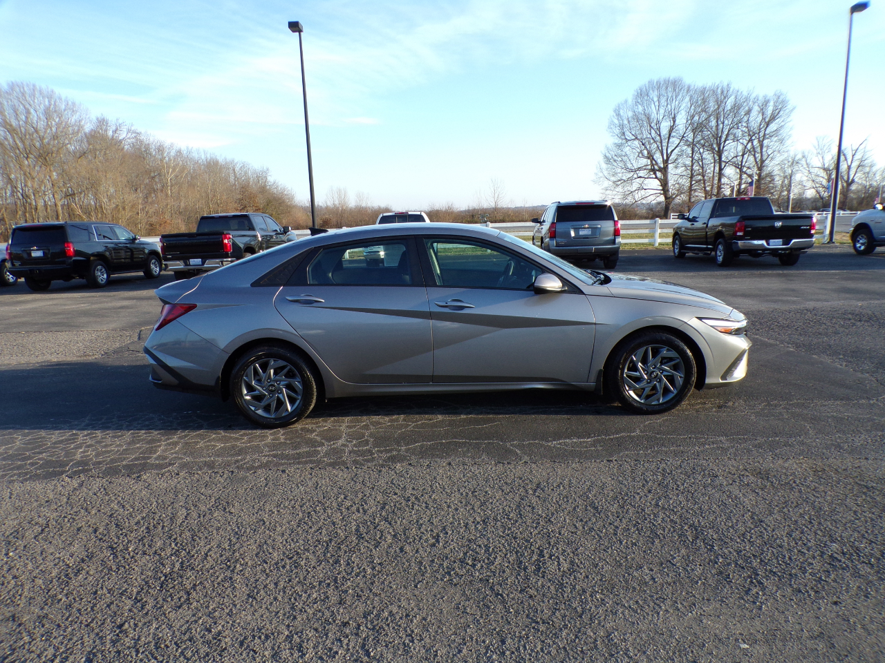 Hyundai Elantra SEL 2024