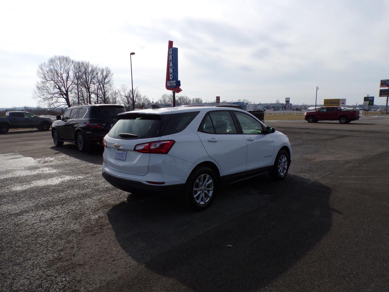 Chevrolet Equinox LS 2WD 2020