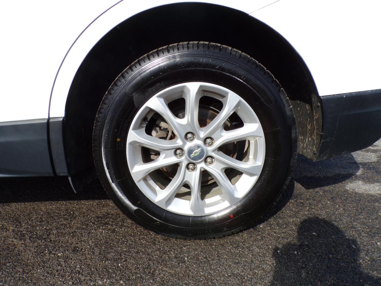 Chevrolet Equinox LS 2WD 2020