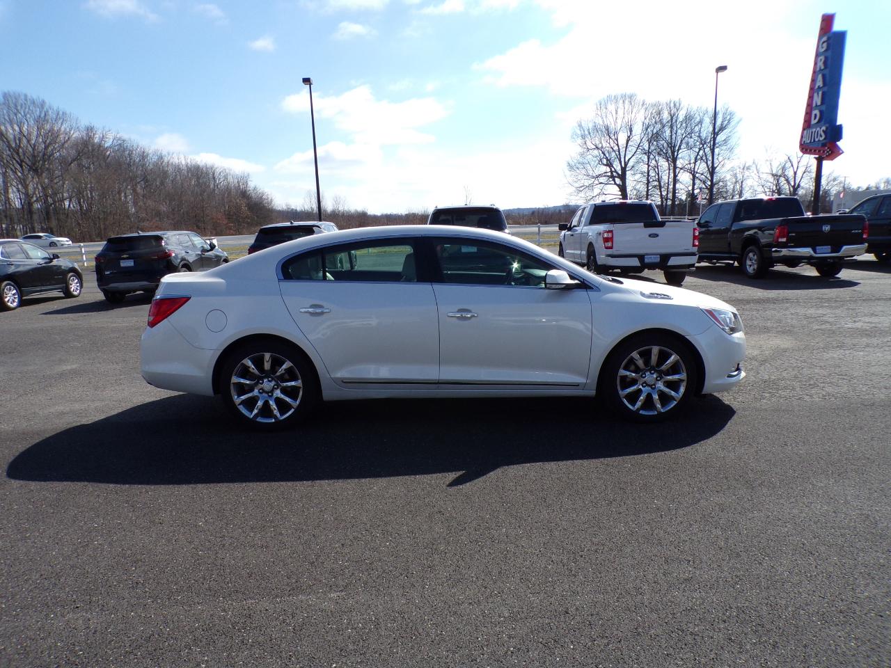 Buick LaCrosse Premium Package 1, w/Leather 2014