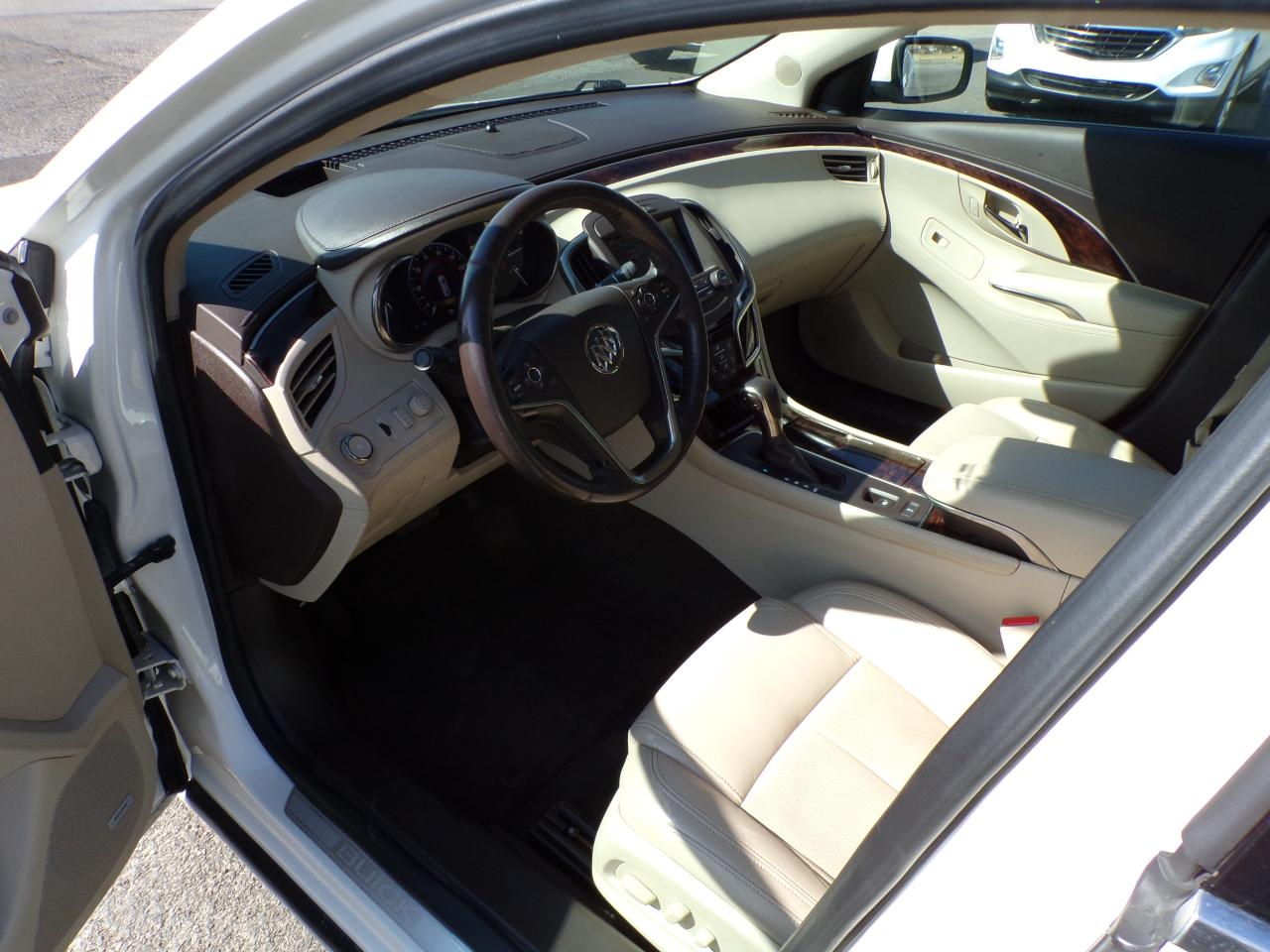 Buick LaCrosse Premium Package 1, w/Leather 2014