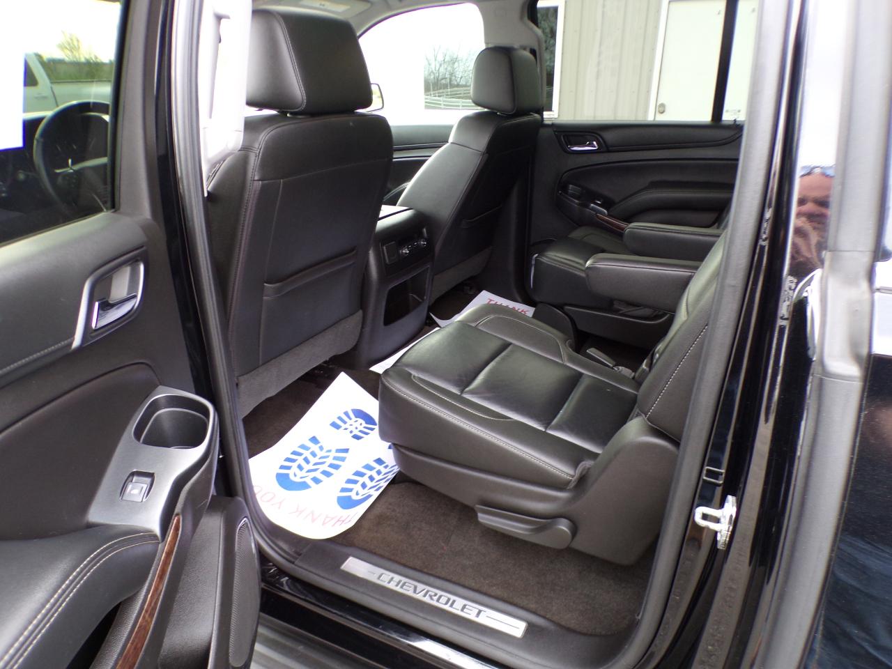 Chevrolet Suburban LT 4WD 2018