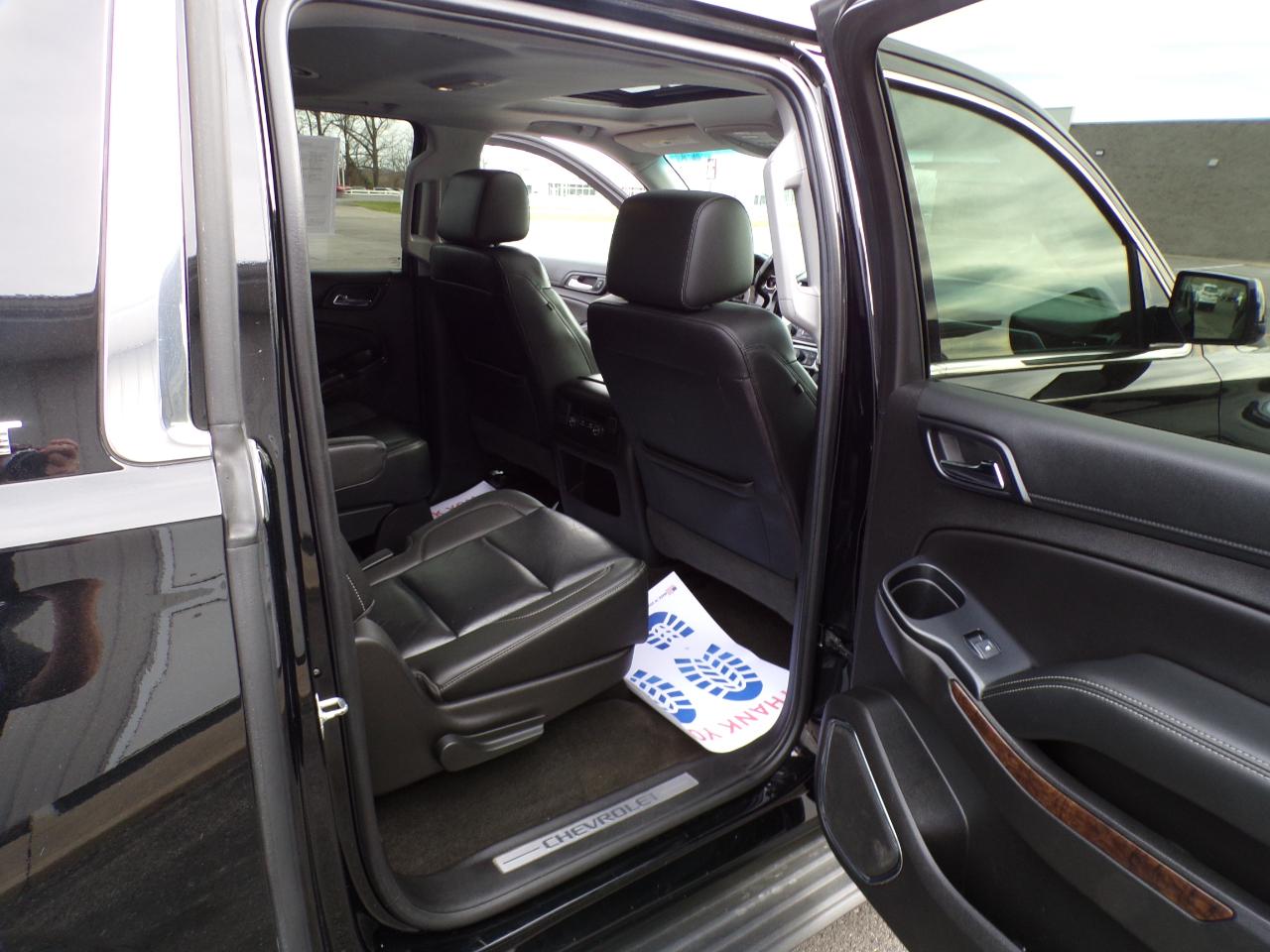 Chevrolet Suburban LT 4WD 2018