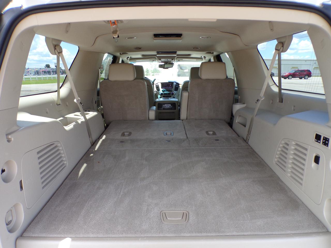 GMC Yukon XL Denali 4WD 2016