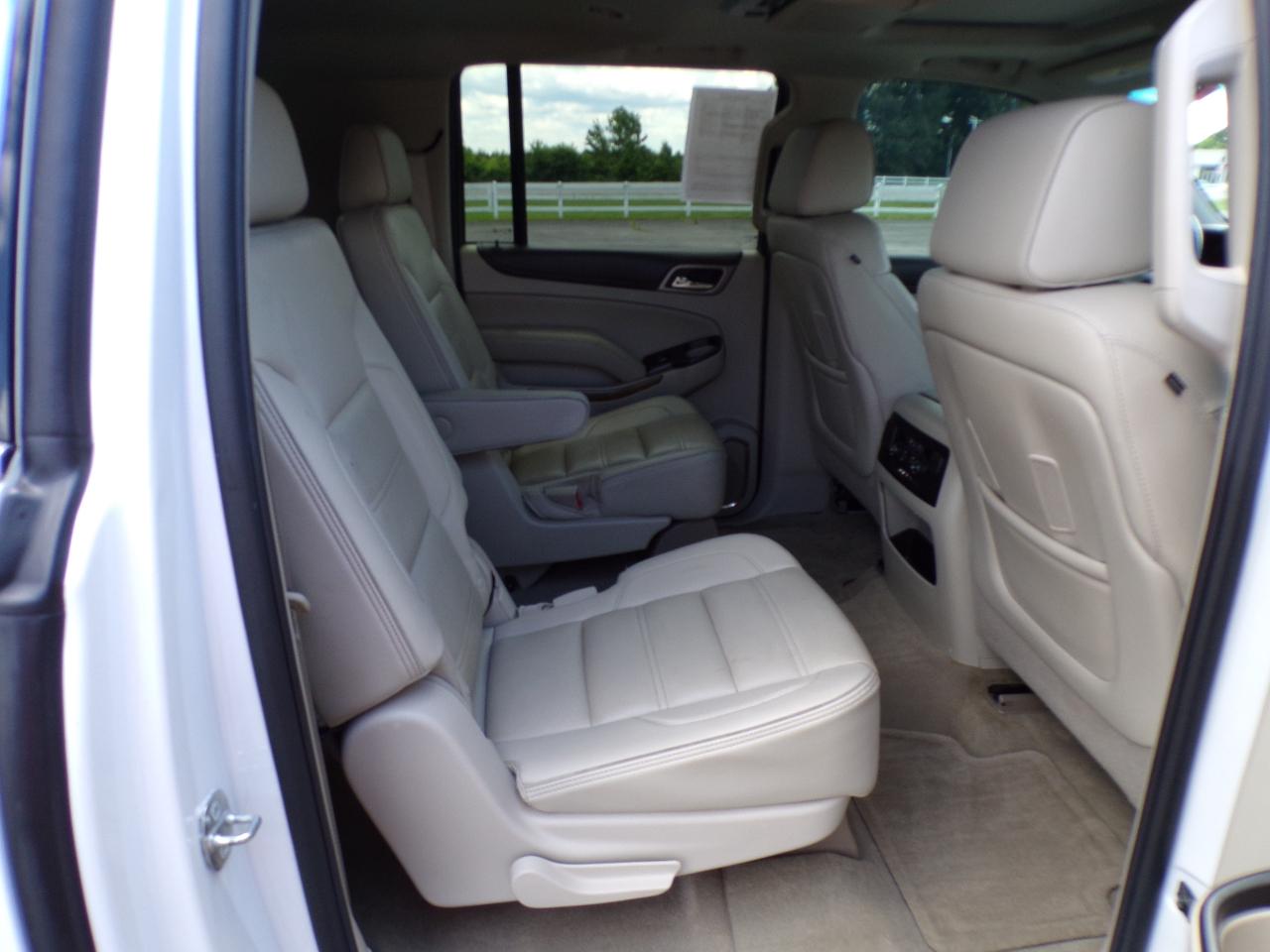 GMC Yukon XL Denali 4WD 2016