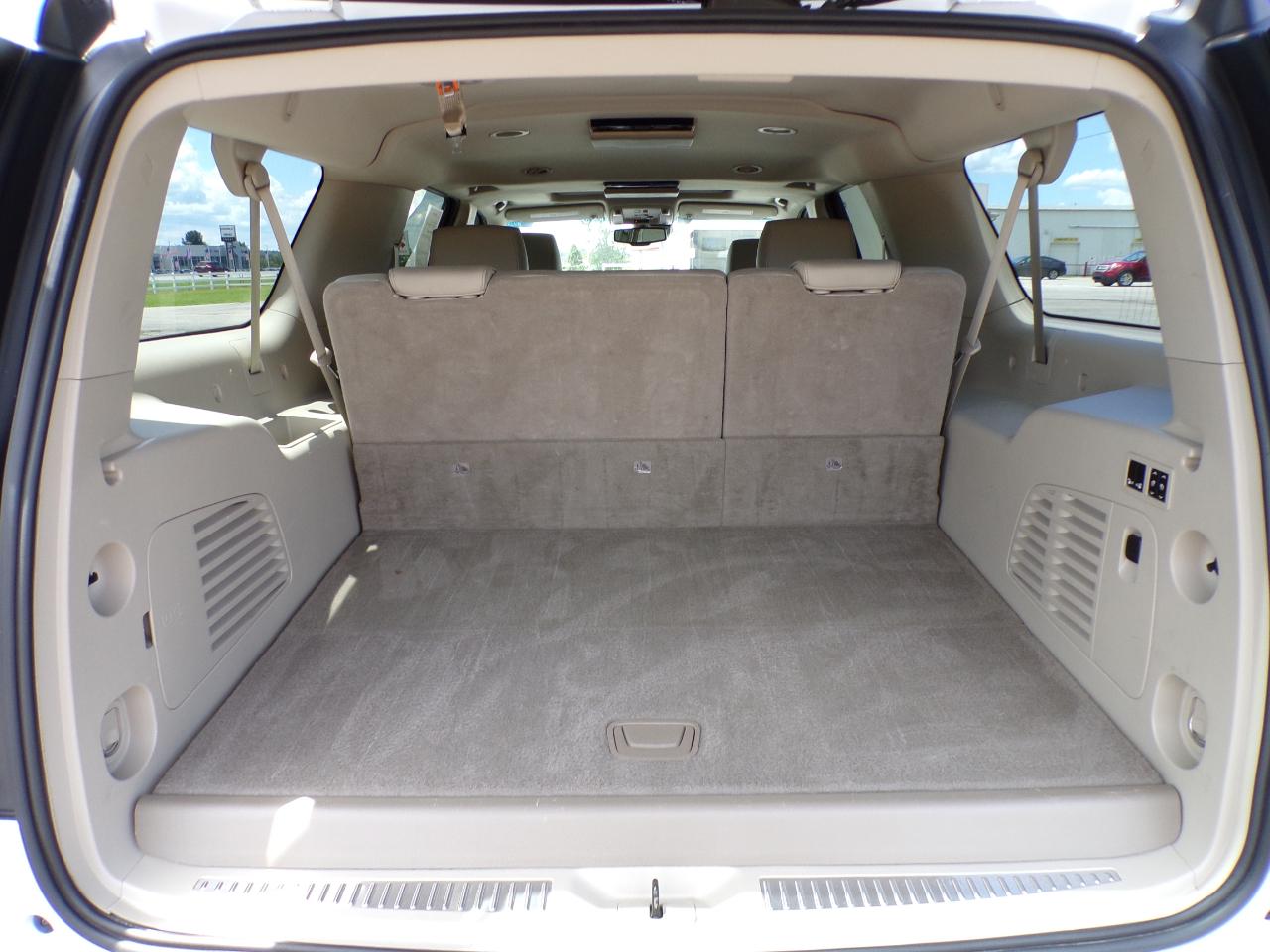 GMC Yukon XL Denali 4WD 2016