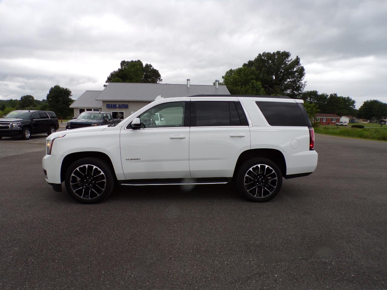GMC Yukon SLT 4WD 2018