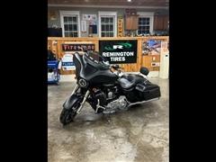 2016 Harley-Davidson FLHXS 