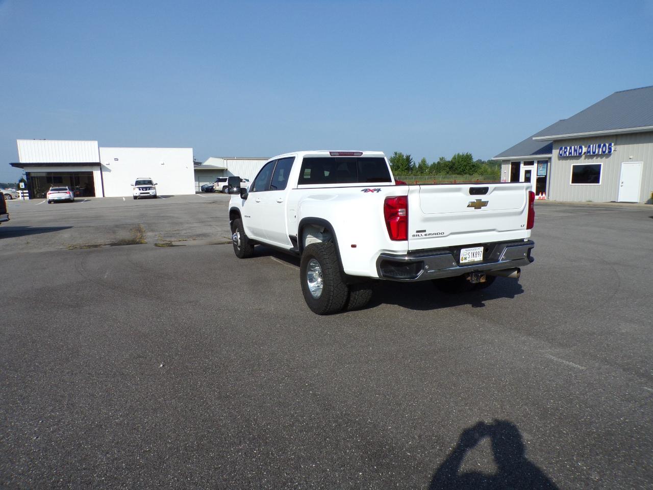 Chevrolet Silverado 3500HD LT Crew Cab 4WD 2023