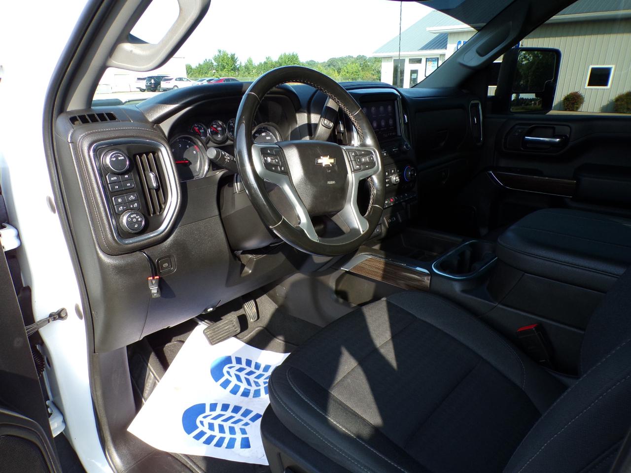 Chevrolet Silverado 3500HD LT Crew Cab 4WD 2023