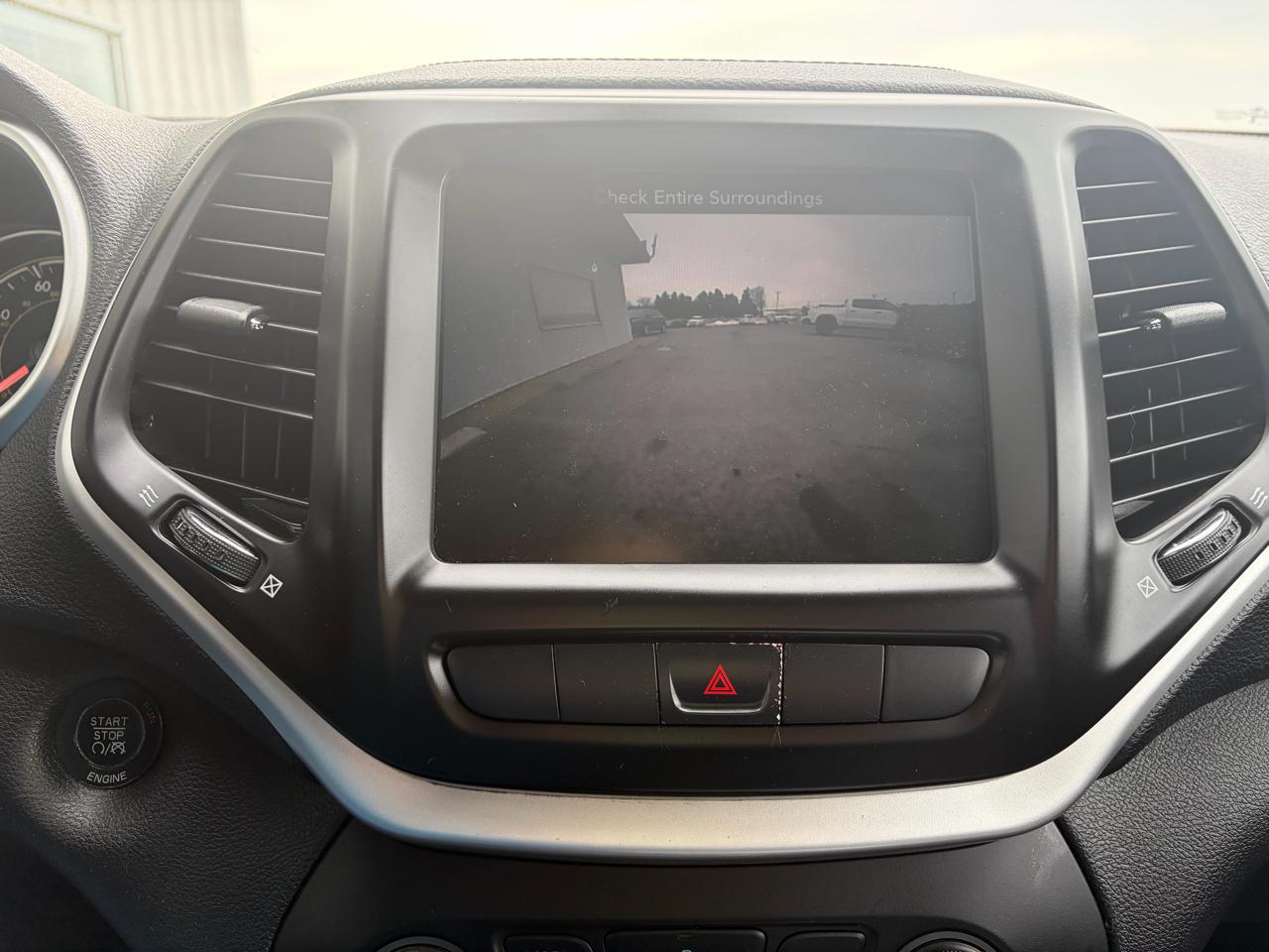 Jeep Cherokee 4WD 4dr Latitude 2014