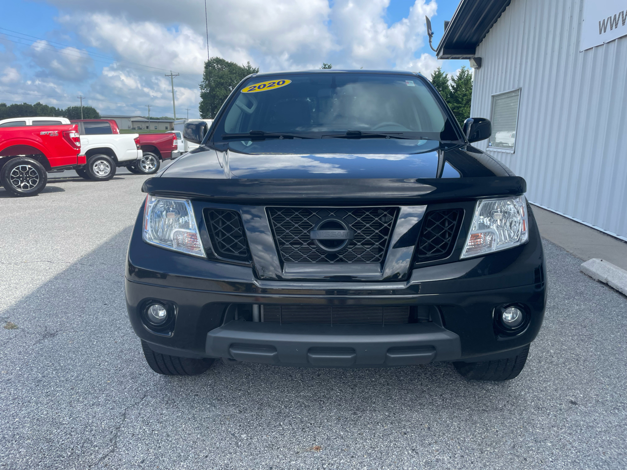 Nissan Frontier Crew Cab 4x4 SV Auto 2020